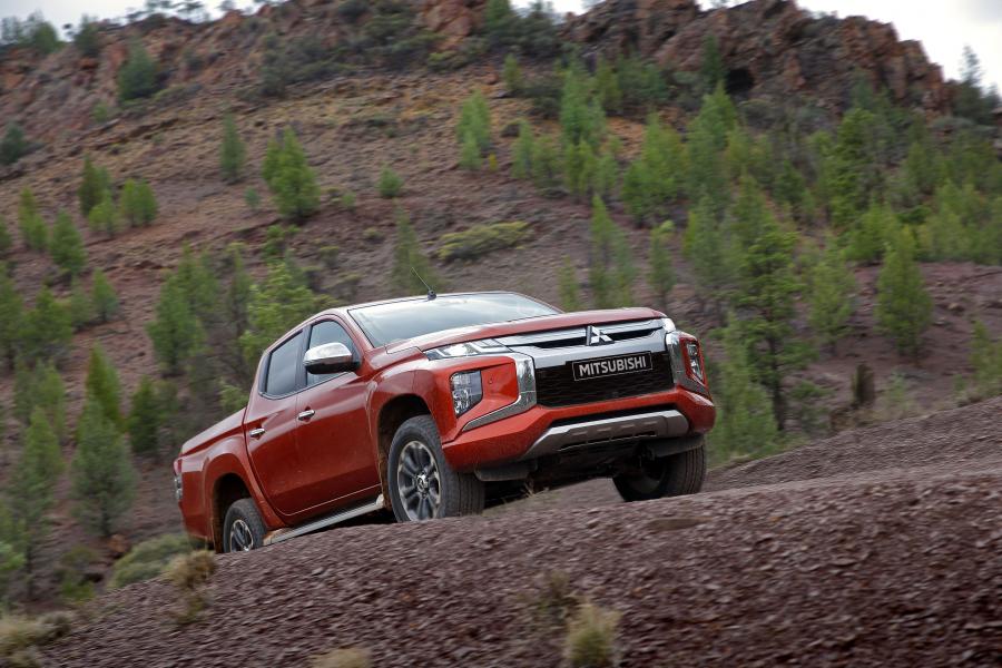  Mitsubishi Triton Double Cab 2018 года  (TH) (фото 21 из 28)